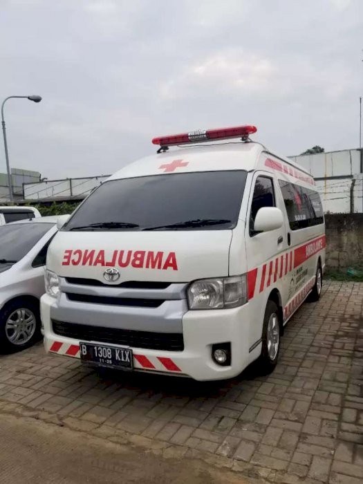 Toyota Hiace commuter.ambulance medis.ambulan mewah. Dijual.co.id