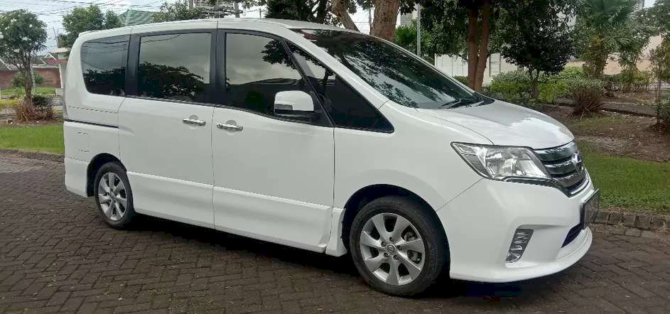 Nissan Serena Купить