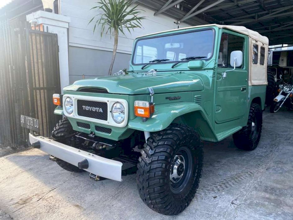 Toyota Land Cruiser 469