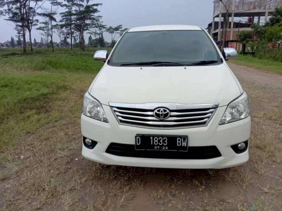 Toyota Innova Type G At 2013 Putih | Dijual.co.id